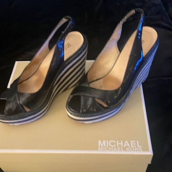 Michael Kors Mulaney sling wedge black and tan size 6 1/2 - Picture 1 of 5